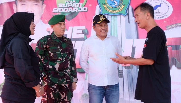 Ribuan Peserta Ramaikan Lomba Burung Berkicau HUT ke-80 RI di Sidoarjo