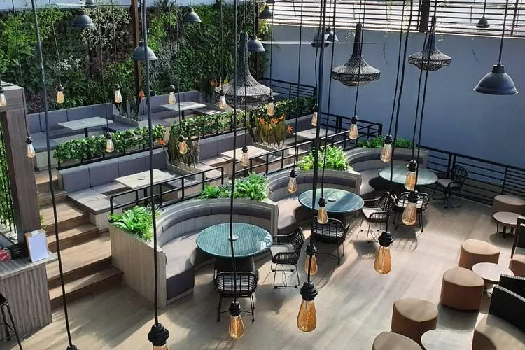 cafe 24 jam surabaya