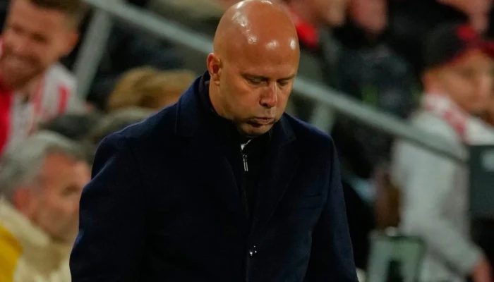 Berita Bola Liga Inggris: Liverpool Jeblok, Arsenal Kokoh di Puncak Premier League 2025/26