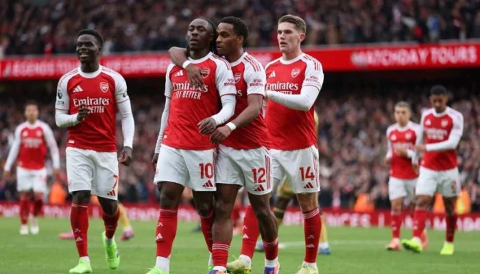 Jadwal Lengkap Bola Malam Ini 6–7 Desember 2025: Big Match Premier League, Derby Sengit La Liga, hingga Laga Penentuan di Serie A