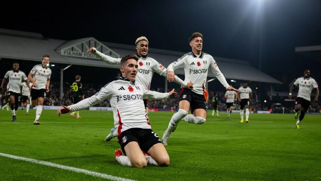 prediksi bola liga inggris malam ini