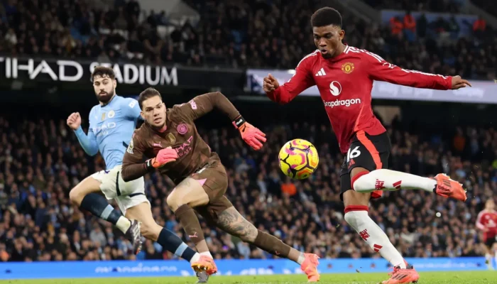 Jadwal Lengkap Sepak Bola Malam Ini Ada Big Match Derby Manchester United VS Manchester City