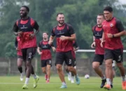 Update Statistik Dan Hasil Klasemen Liga 1 Terbaru Persaingan Papan Atas Makin Ketat