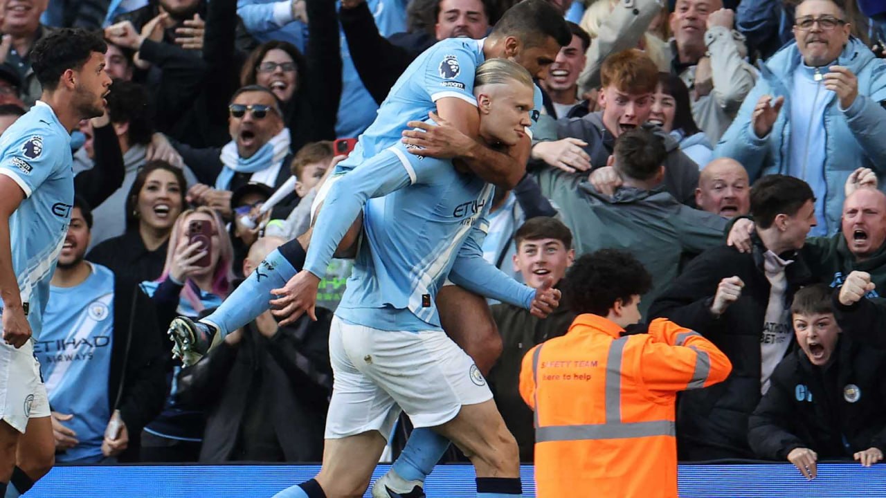 klasemen epl man city selebrasi pemain setelah menang