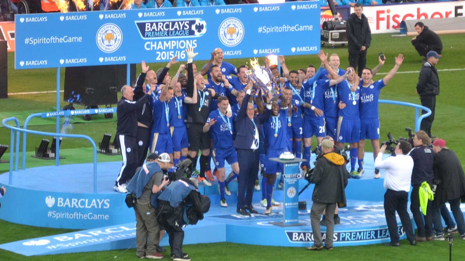 leicester-juara-premier-league 2015-2016
