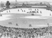 File:Intercolonial Football Match 1879.jpg | Sumber: Wikimedia Commons