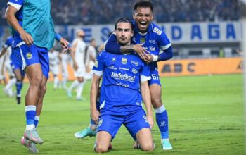 persib-bandung-vs-dewa-united
