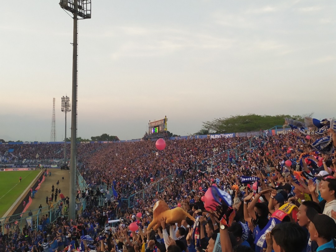 prediksi arema vs persib