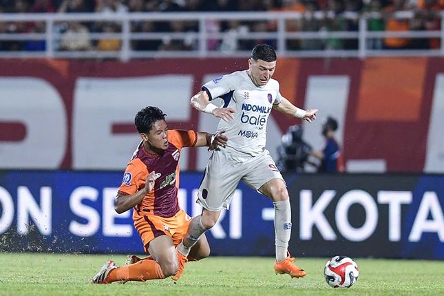 Pemain Borneo FC dalam laga Liga 1