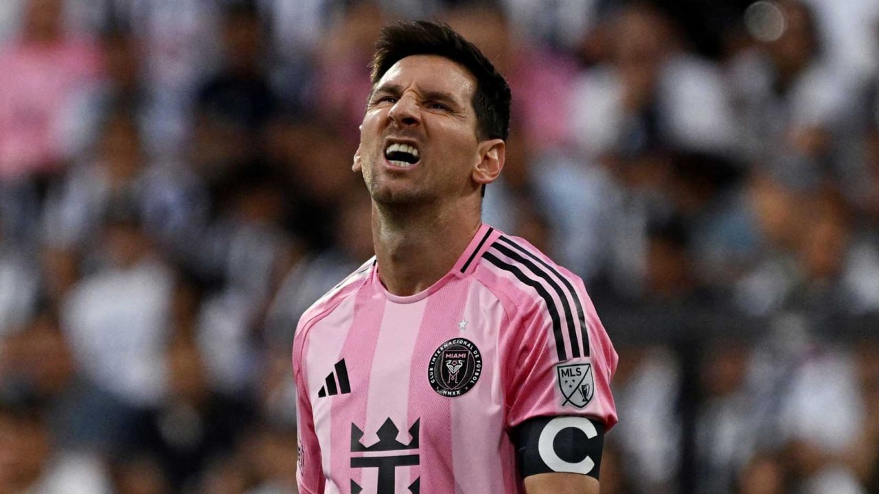 messi cedera hamstring