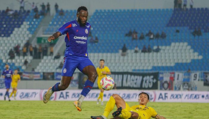 Persik vs Arema: Derby Jawa Timur yang Menyala di Hati Suporter — Sejarah, Gengsi, dan Tiket ke Perempat Final