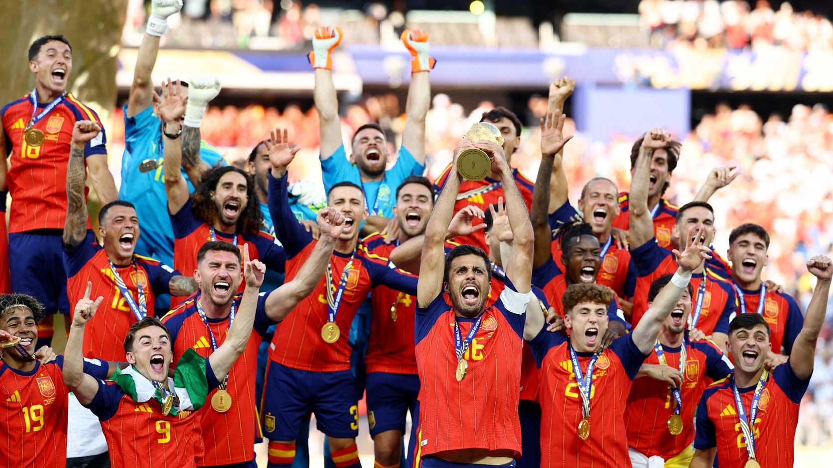 Juara Piala Dunia 2026 Spanyol merayakan kemenangan atas Argentina setelah gol Ferran Torres di final.