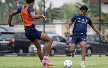 Isenmulang Kalteng FC vs Persebaya Surabaya pada jadwal bola hari ini