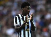 Udinese vs AC Milan: Dua Gol Cepat dan Tenang yang Membawa Rossoneri Menang di Friuli