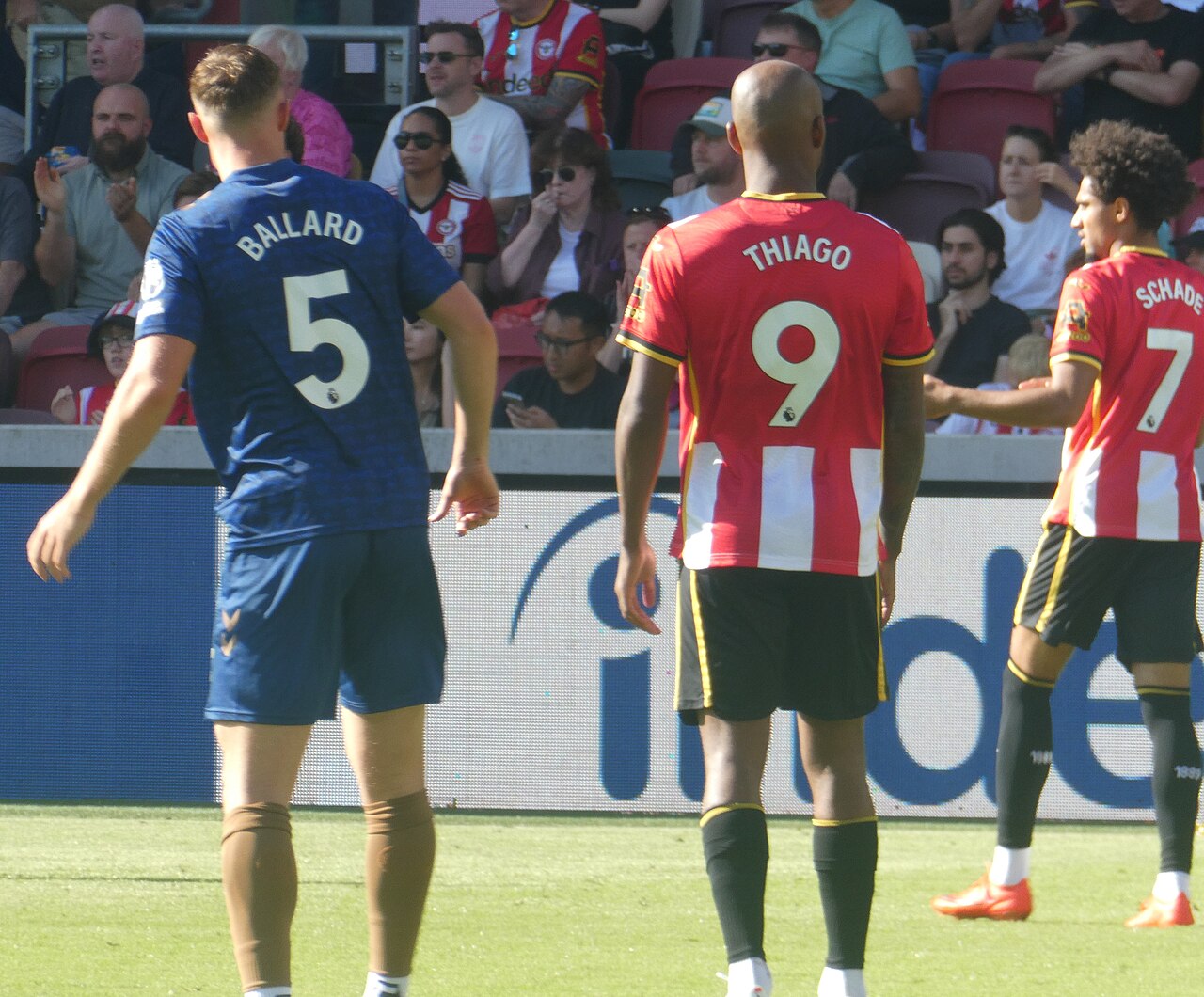 Daniel Ballard Sunderland saat laga Brentford vs Sunderland, 5 September 2026